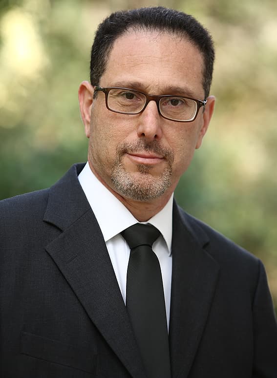 עורך דין דורון טרוק